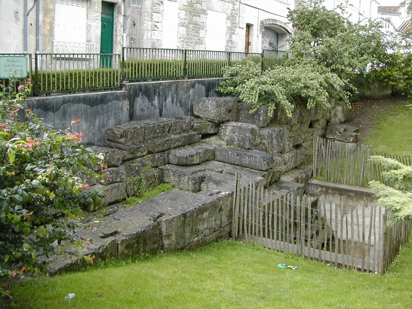 Gallo-Roman Walls